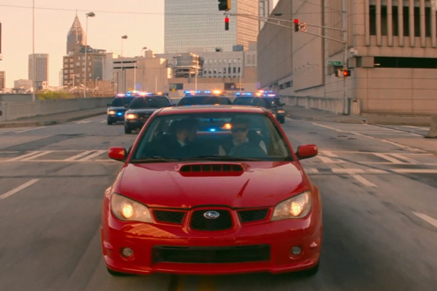 Xe hơi màu đỏ có dễ bị cảnh sát chú ý hơn các màu xe khác?